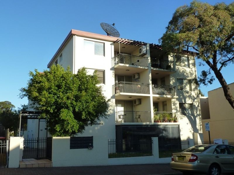 7/9 Pitt Street, Mortdale NSW 2223