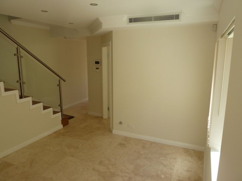 10 Cook Street, Mortdale NSW 2223