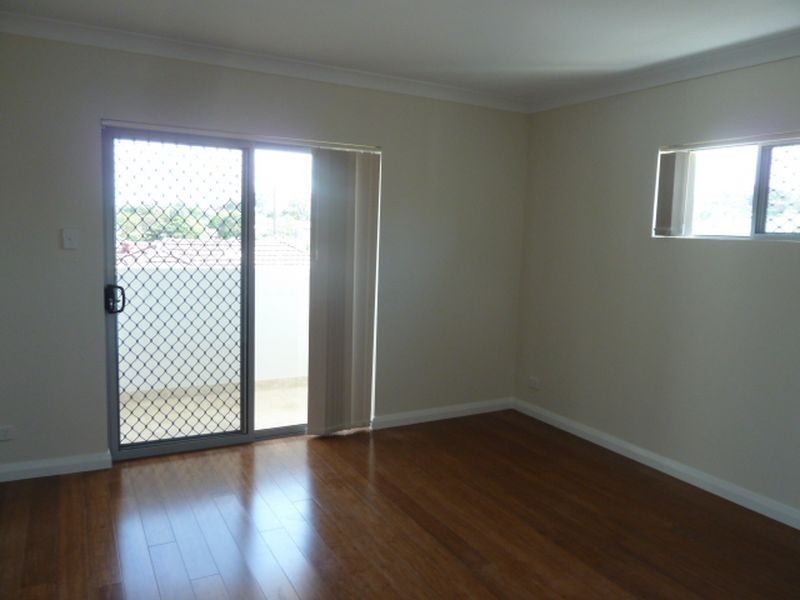 10 Cook Street, Mortdale NSW 2223