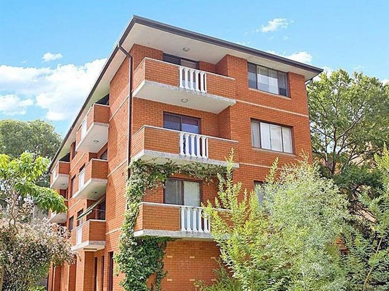 2/50 Martin Place, Mortdale NSW 2223