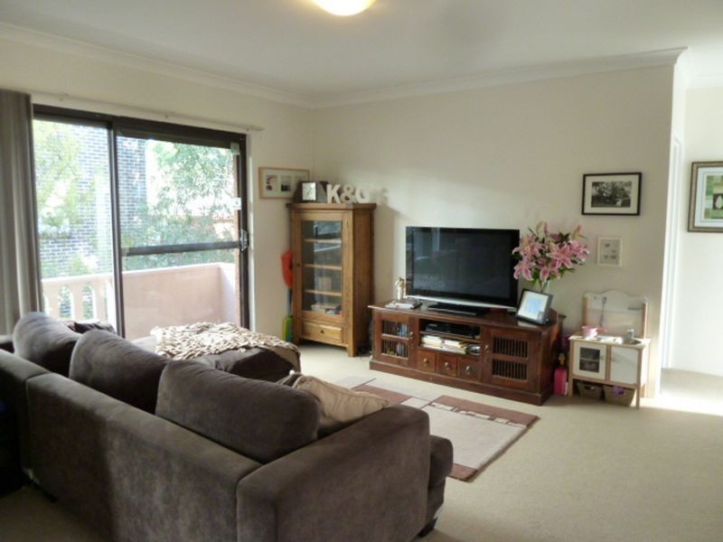 2/50 Martin Place, Mortdale NSW 2223