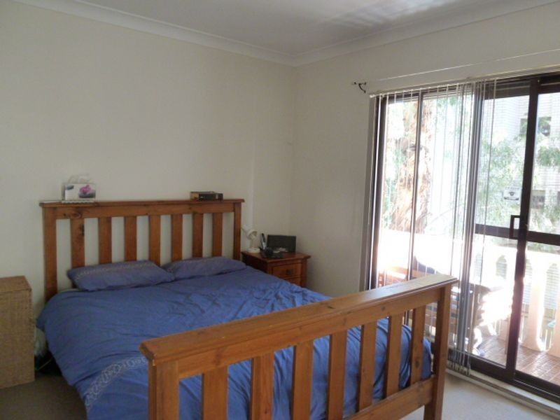 2/50 Martin Place, Mortdale NSW 2223