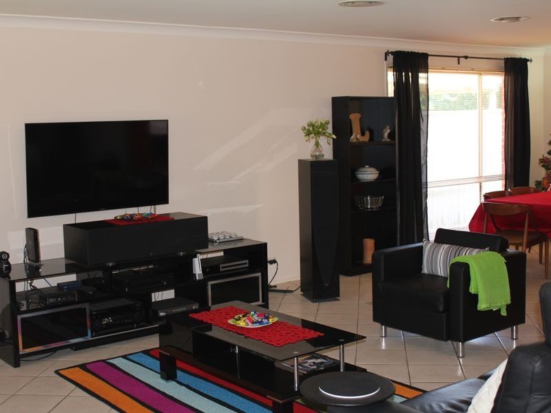 13 Goodenia Court, Voyager Point NSW 2172