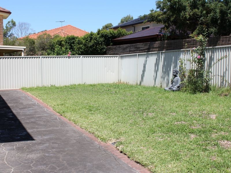 13 Goodenia Court, Voyager Point NSW 2172