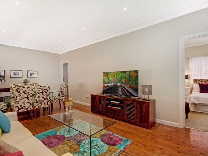 8 Broughton Street, Mortdale NSW 2223