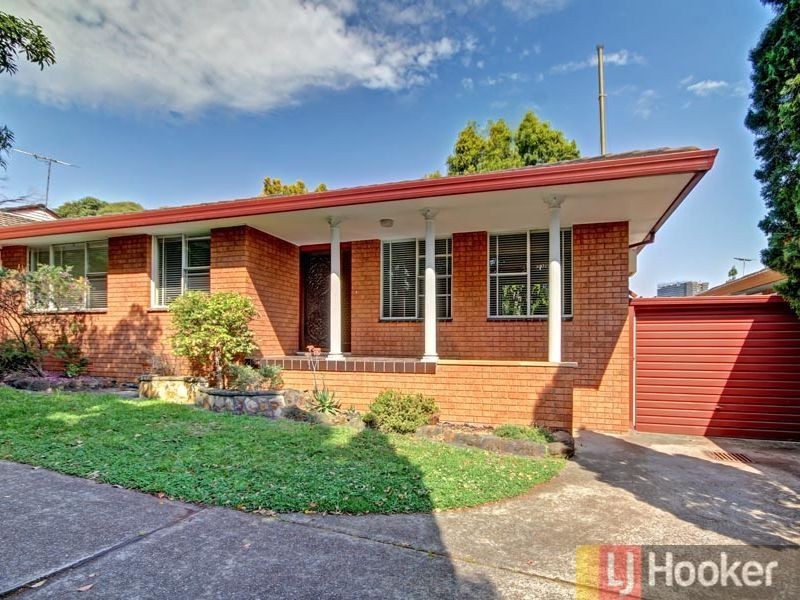 2/81 Gloucester Road, Hurstville NSW 2220