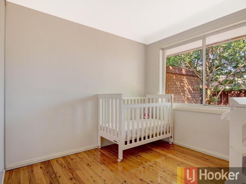 2/81 Gloucester Road, Hurstville NSW 2220