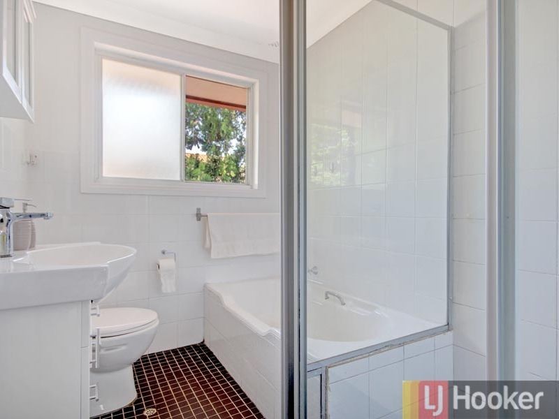 2/81 Gloucester Road, Hurstville NSW 2220