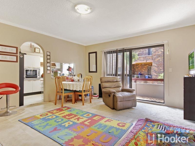 2/5-7 Oxford Street, Mortdale NSW 2223