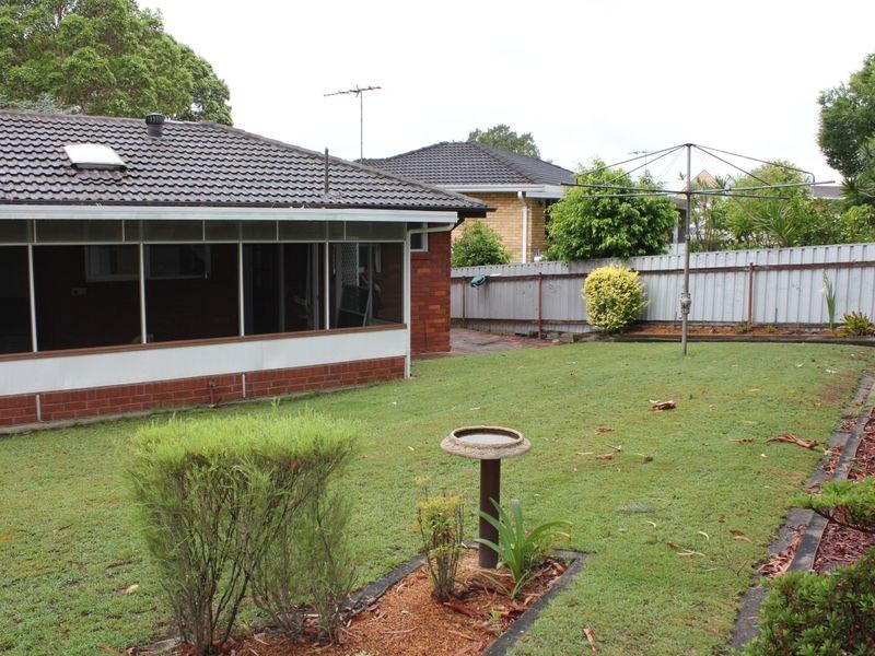 10 Juniper Place, Sylvania NSW 2224