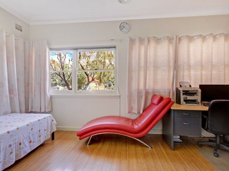 4 Boundary Road, Mortdale NSW 2223