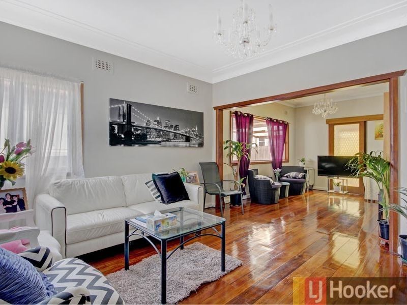 82 Boundary Road, Mortdale NSW 2223