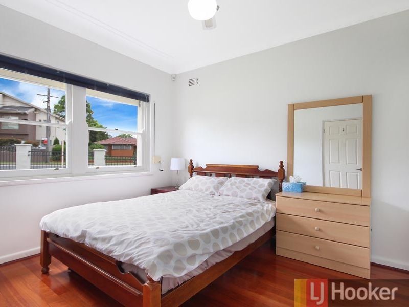 82 Stoney Creek Road, Beverly Hills NSW 2209