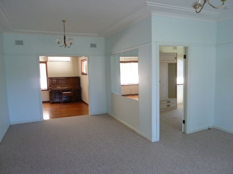 23 Orana Crescent, Peakhurst Heights NSW 2210