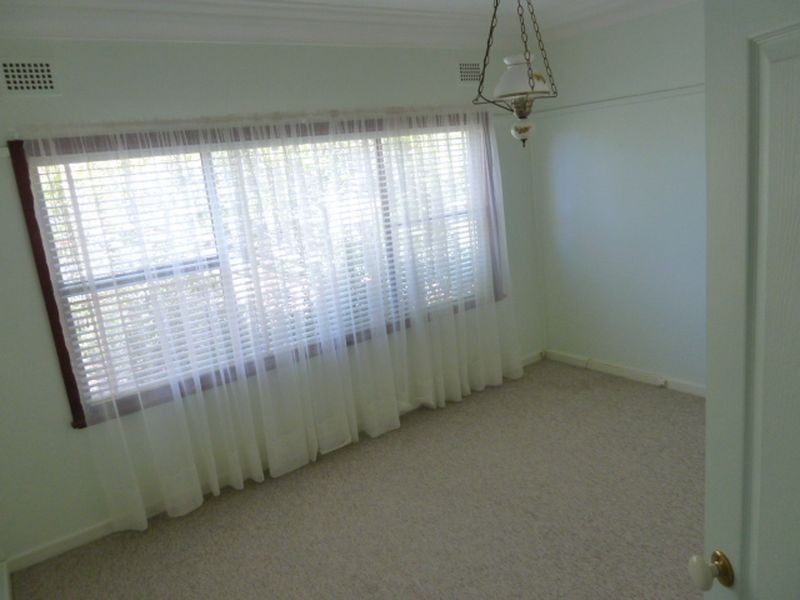 23 Orana Crescent, Peakhurst Heights NSW 2210