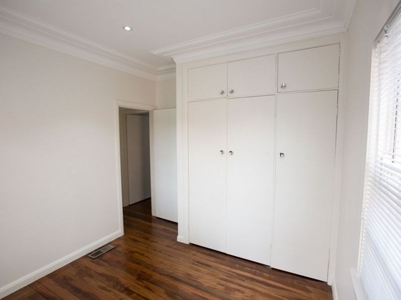 76 Ogilvy Street, Peakhurst NSW 2210