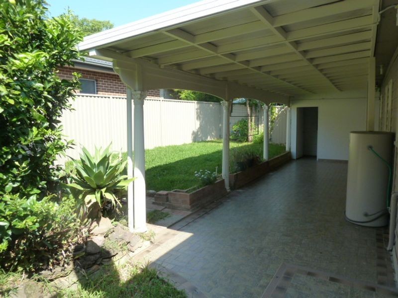 76 Ogilvy Street, Peakhurst NSW 2210