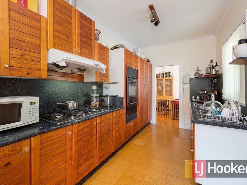 79 Ponyara Road, Beverly Hills NSW 2209