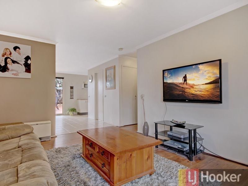 4/33 Kerrie Crescent, Peakhurst NSW 2210