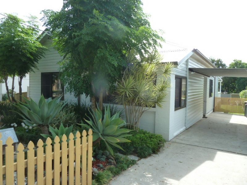 10 Anderson Road, Mortdale NSW 2223