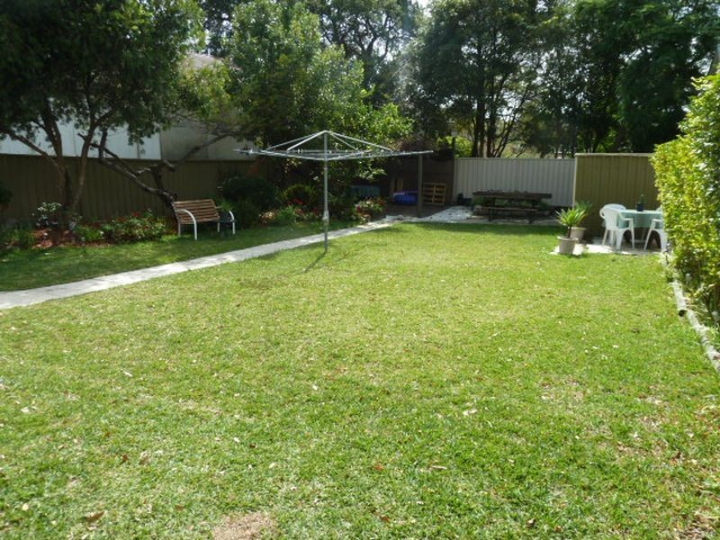 10 Anderson Road, Mortdale NSW 2223