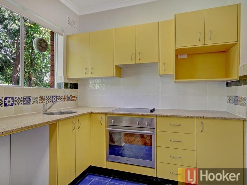 2/57 Oxford Street, Mortdale NSW 2223