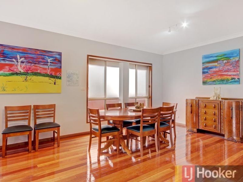 9 Singleton Avenue, East Hills NSW 2213