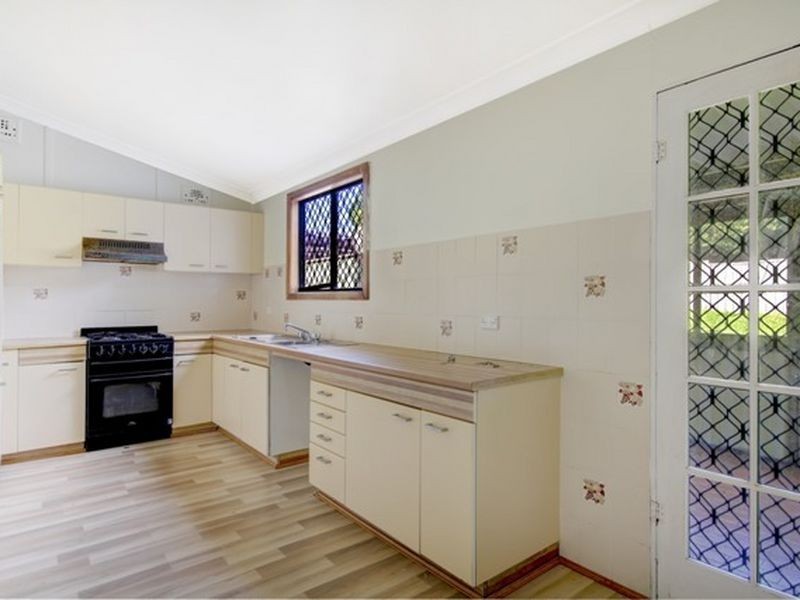 13 Kenyon Road, Bexley NSW 2207