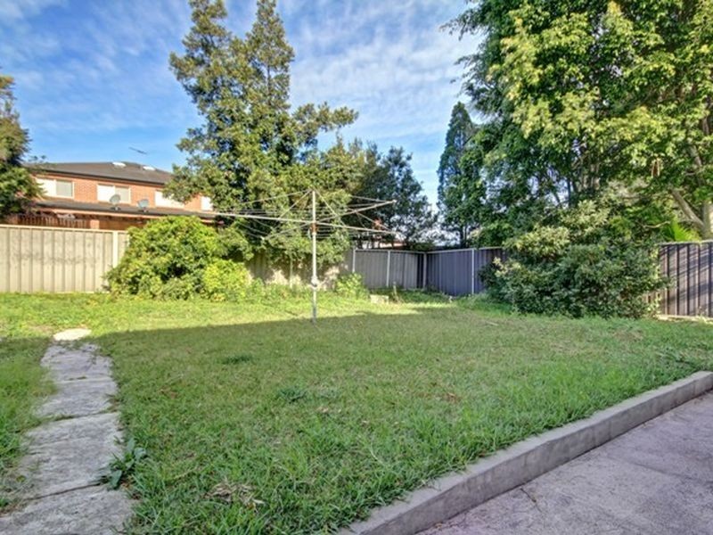 13 Kenyon Road, Bexley NSW 2207