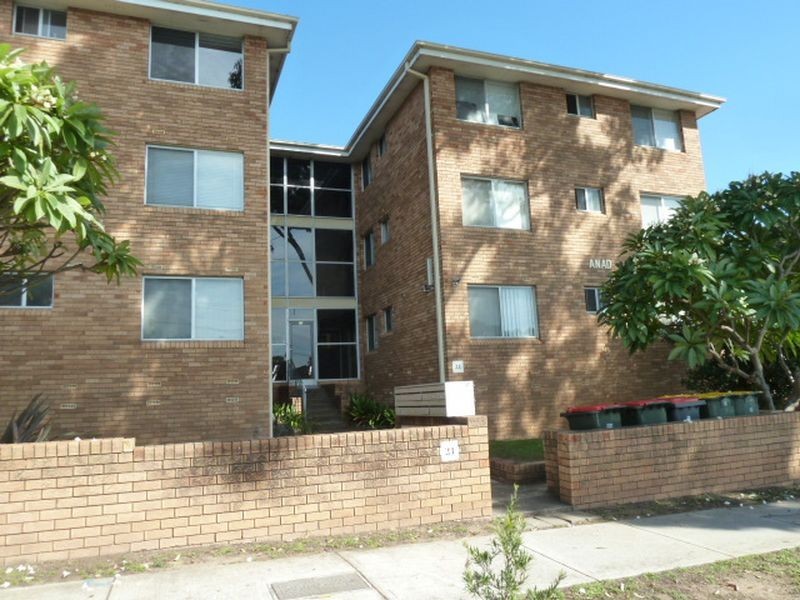 2/21 Romilly Street, Riverwood NSW 2210