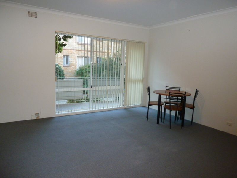 4/15 Cambridge Street, Penshurst NSW 2222