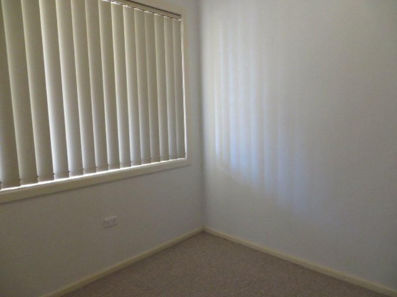 2/60A Henry Lawson Drive, Peakhurst NSW 2210