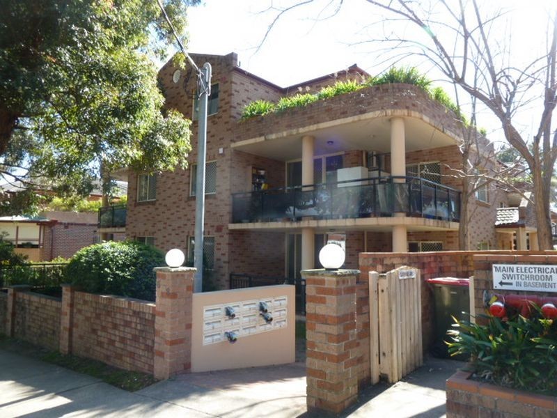 8/6-8 Cairns Street, Riverwood NSW 2210