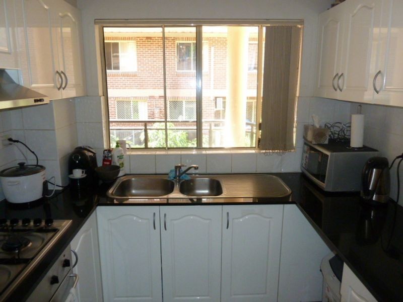 8/6-8 Cairns Street, Riverwood NSW 2210