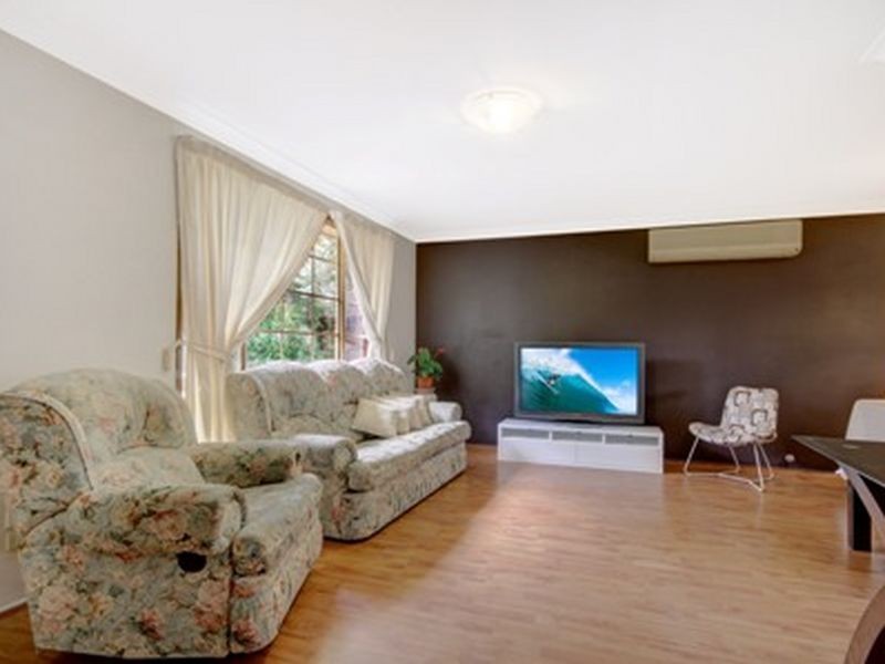 20 Dunbar Place, Mount Annan NSW 2567