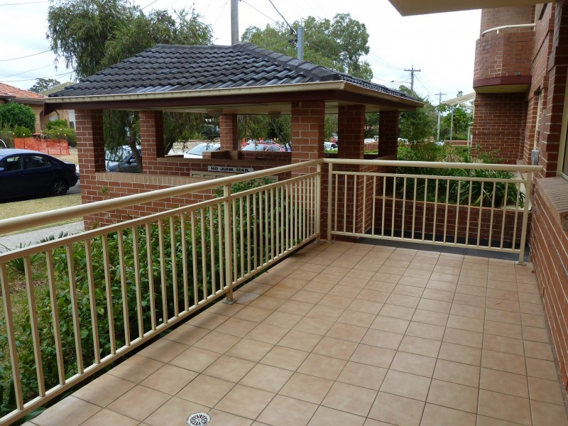 14/2-8 Short Road, Riverwood NSW 2210