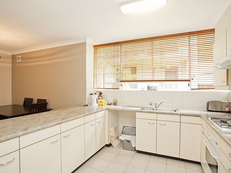 4/8-10 Jersey Avenue, Mortdale NSW 2223