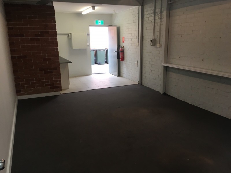 2/70 Anderson Road, Mortdale NSW 2223