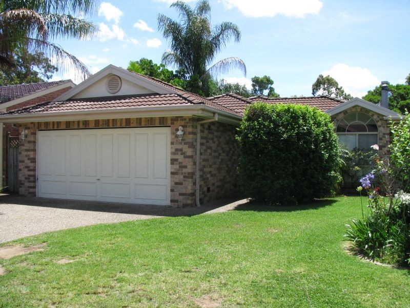 14 Amberwood Place, Menai NSW 2234