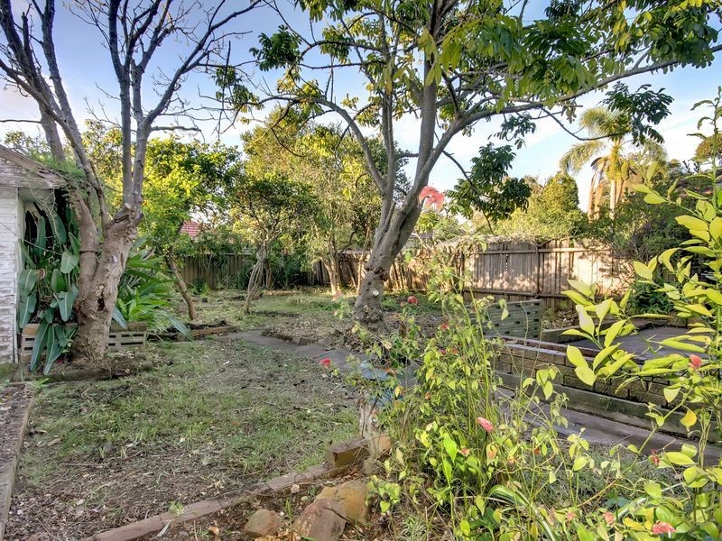 10 Acacia Street, Oatley NSW 2223