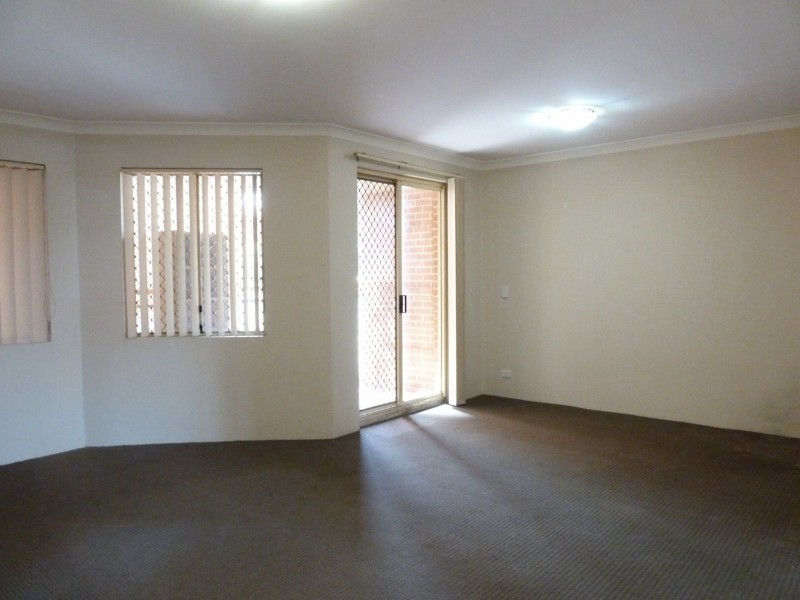 15/2-8 Short Road, Riverwood NSW 2210