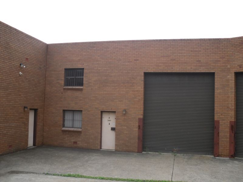 4/15 Lorraine Street, Peakhurst NSW 2210