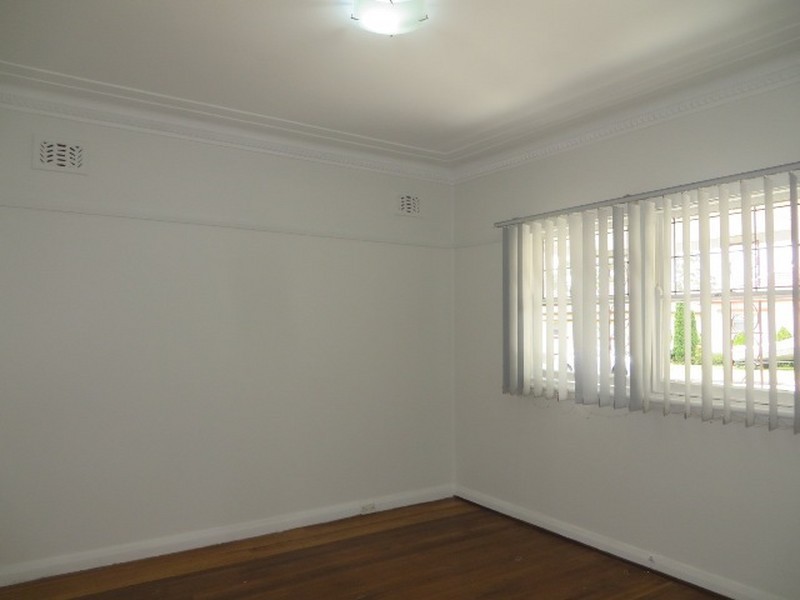 33 Killara Avenue, Riverwood NSW 2210