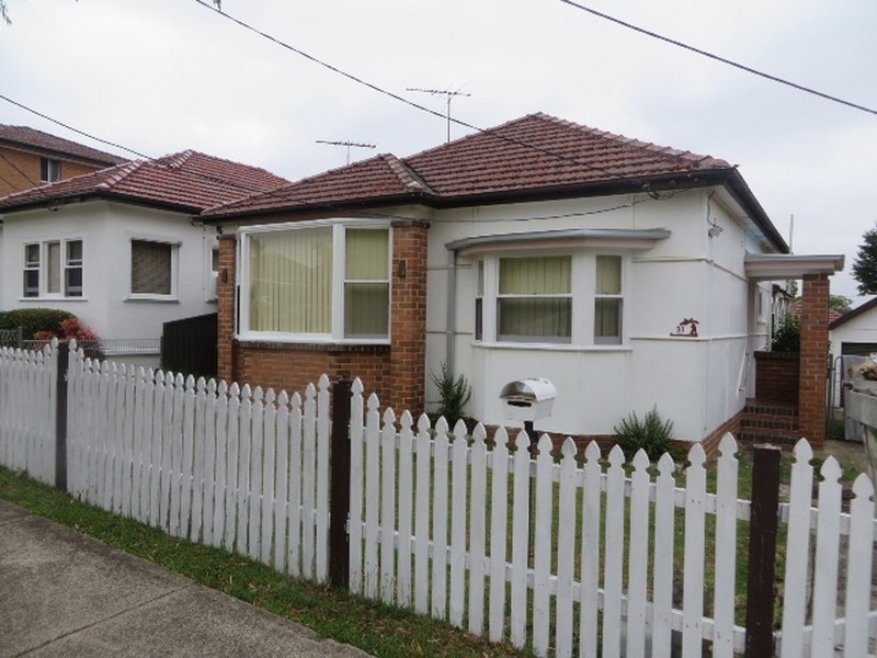 31 Killara Avenue, Riverwood NSW 2210