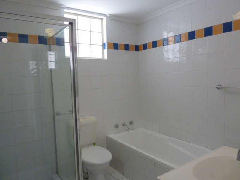 1/2-8 Short Road, Riverwood NSW 2210