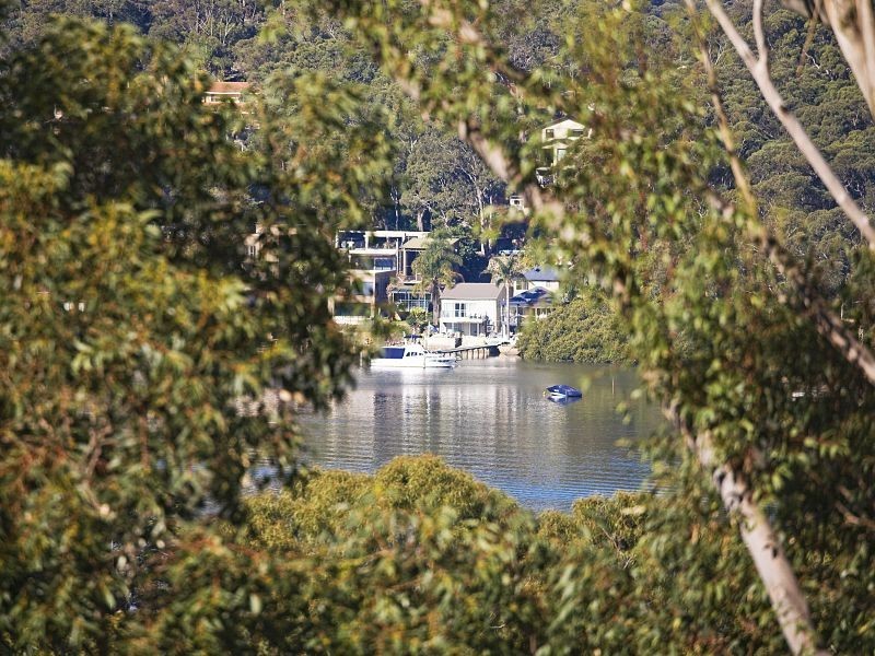 20 Oak Street, Lugarno NSW 2210