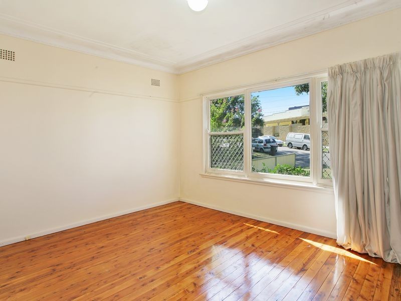 28 Prospect Road, Peakhurst NSW 2210