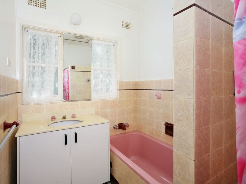 28 Prospect Road, Peakhurst NSW 2210