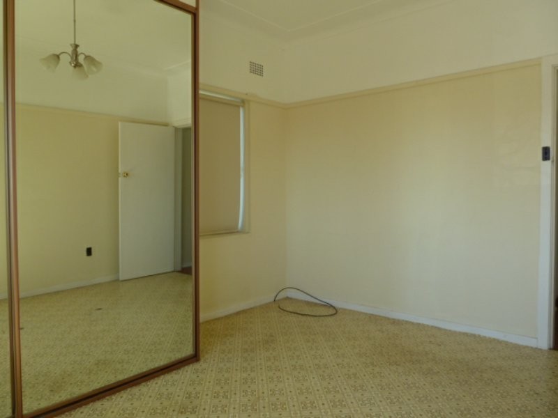 9 Charles Street, Riverwood NSW 2210