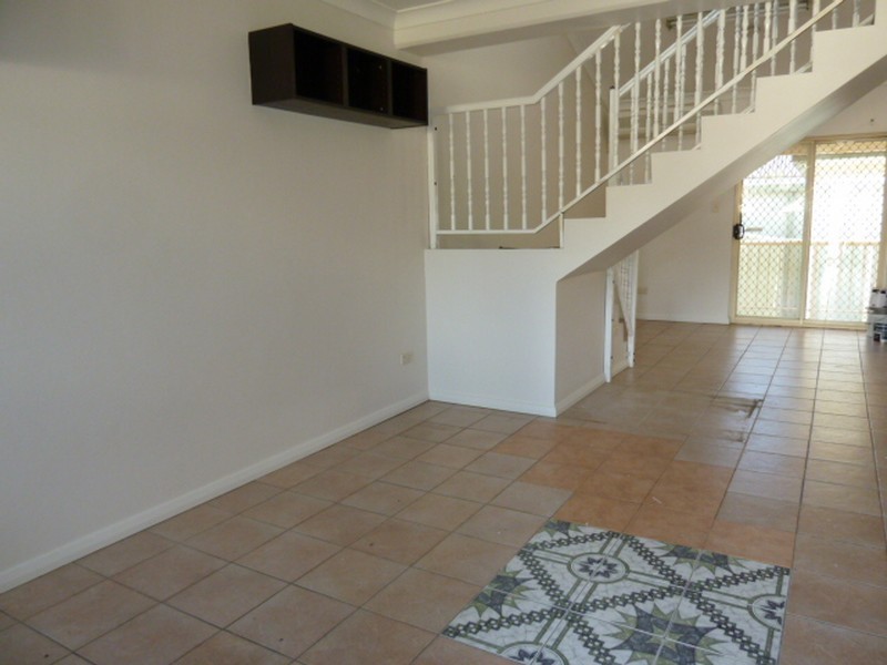 2/2A Cullens Road, Punchbowl NSW 2196